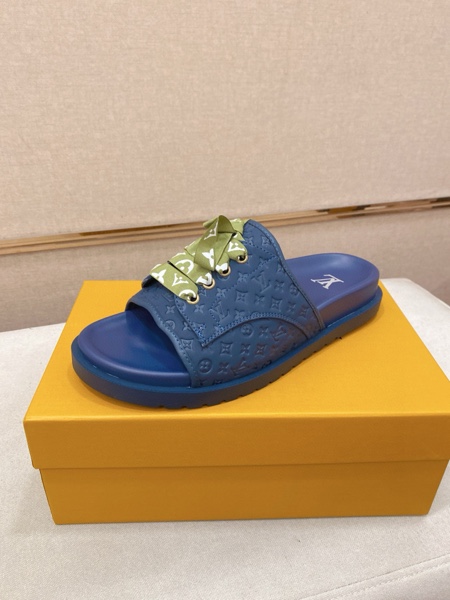 Men's Louis Vuitton Shoes-822